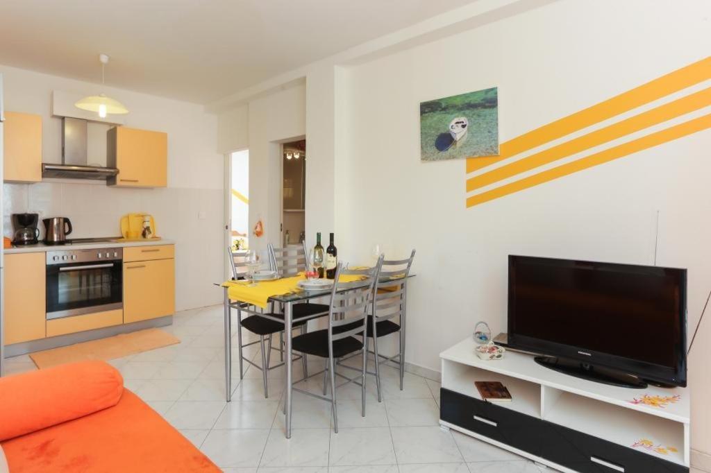 Apartment Pojko *